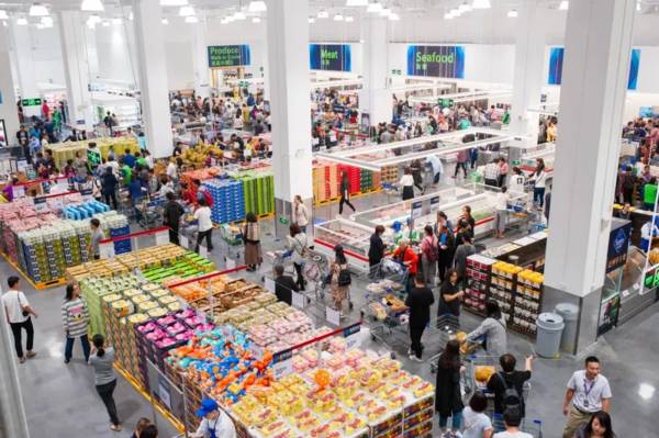 复制Costco，比价山姆，中国仓储超市有多难？