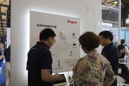 罗格朗亮相2023上海国际智能建筑展