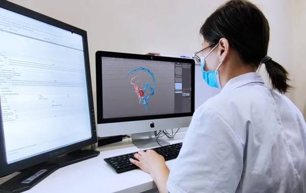 脑科AI如何从诊断跨越至临床决策？同心医联提供了创新方案